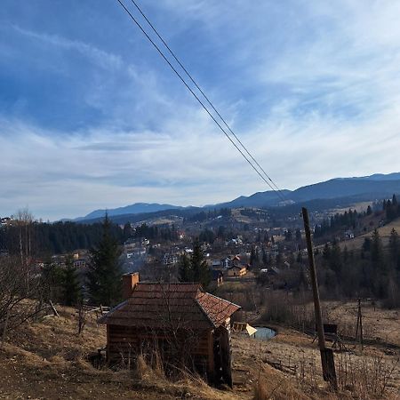 Приватна Садиба "Світлиця Гуцульщини" Worochta Exterior foto